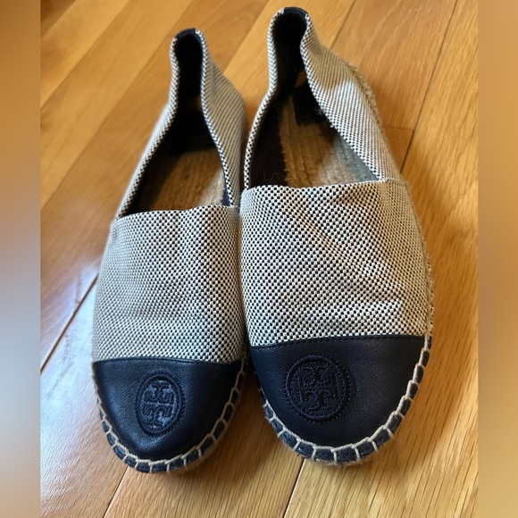 Tory Burch Canvas Printed Espadrille Dulce de Leche Flats Sz 9 PRICE DROP - Picture 6 of 9